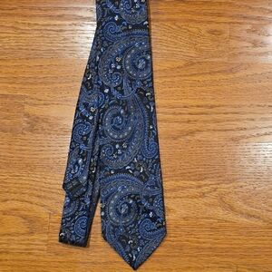 Piattelli Blue and Black Paisley Tie